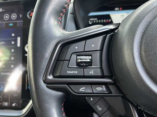 スバル レヴォーグ STIスポーツR EX 佐賀県 2023(令5)年 8.2万km セラミックホワイト サンルーフ/本革シート/純正ナビ/フルセグテレビ/AM/FM/CD/DVD/bluetooth/バックカメラ/全方位カメラ/ETC/パワーバックドア/前席パワーシート/全席ヒートシーター/パドルシフト/ステアリングリモコン/純正アルミホイール/純正フロアマット/オートライト/オートエアコン/プリクラッシュブレーキ/ドライバーモニタリングシステム/スペアキー/取扱説明書/保証書