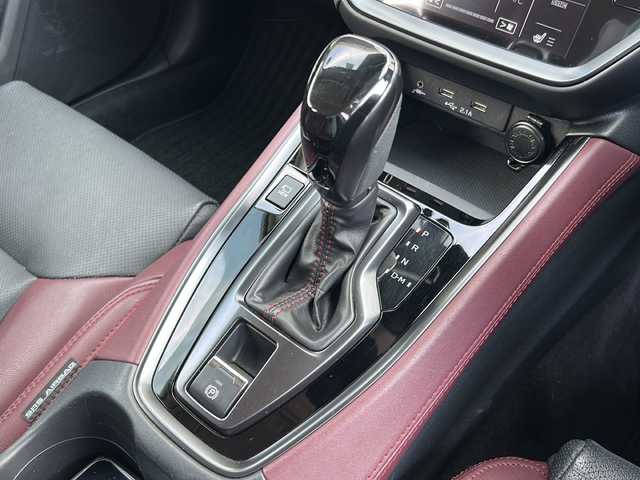 スバル レヴォーグ STIスポーツR EX 佐賀県 2023(令5)年 8.2万km セラミックホワイト サンルーフ/本革シート/純正ナビ/フルセグテレビ/AM/FM/CD/DVD/bluetooth/バックカメラ/全方位カメラ/ETC/パワーバックドア/前席パワーシート/全席ヒートシーター/パドルシフト/ステアリングリモコン/純正アルミホイール/純正フロアマット/オートライト/オートエアコン/プリクラッシュブレーキ/ドライバーモニタリングシステム/スペアキー/取扱説明書/保証書