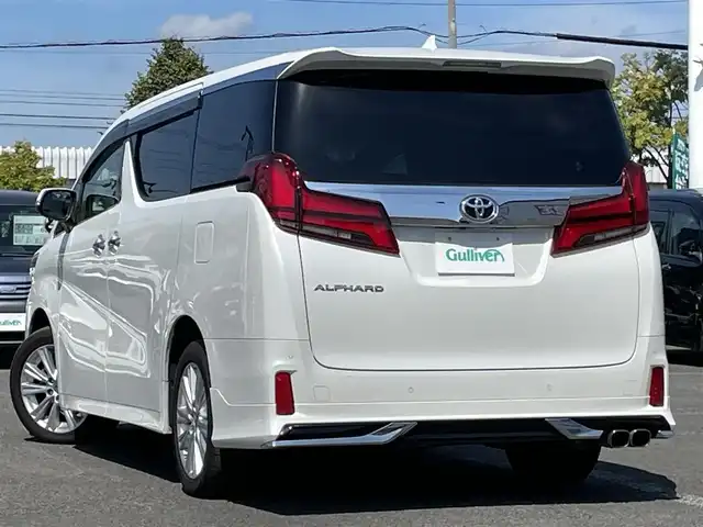 トヨタ アルファード S 道央・札幌 2020(令2)年 7.2万km ホワイトパールクリスタルシャイン ４WD/TRDエアロ（フロント/リアアンダー）/純正メーカーナビ/AM/FM/BT/フルセグ/トヨタセーフティセンス/プリクラッシュセーフティ/横滑り防止装置/レーダークルーズコントロール/レーンキープアシスト/クリアランスソナー/パーキングサポートブレーキ/ロードサインアシスト/バックカメラ/ビルトインETC2.0/ドライブレコーダー/アイドリングストップ/ECOMODE/両側パワースライドドア/革巻きステアリング/ステアリングリモコン/電動パーキング/ブレーキホールド/MTモード付AT/プッシュスタート/スマートキー/LEDヘッドライト/オートライト/フォグランプ/電動格納ミラー/ウィンカーミラー/ドアバイザー/スペアキー