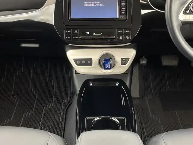 トヨタ プリウス A ツーリングセレクション 新潟県 2018(平30)年 3.1万km 赤 純正メモリナビ(FM/AM/BT)/フルエアロ　/バックモニター/スマートキー　/衝突被害軽減ブレーキ　/Ｂｌｕｅｔｏｏｔｈ接続　/ＥＴＣ　/黒革シート　/運転席助手席シートヒーター　/ドライブレコーダー　/ブラインドスポットモニター