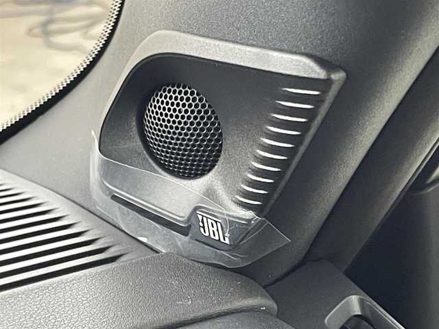 トヨタ ランドクルーザー ２５０ ZX 福岡県 2025(令7)年 0.4万km ベージュⅡ ワンオーナー　/ムーンルーフ/メーカーＤＡナビ/フルセグTV　/全方位カメラ　/ＪＢＬサウンド　/デジタルインナーミラー　/ワイヤレス充電　/ビルトインＥＴＣ２．０　/トヨタセーフティセンス　/レーダークルーズコントロール　/コーナーセンサー　/衝突軽減ブレーキ　/レーダーキープ　/ブラインドスポットモニター　/アクセル踏み間違い防止　/ヒルディセントコントロール　/ヘッドアップディスプレイ　/パドルシフト　/パワーシート　/シートヒーター/ベンチレーション　/パワーバックドア　/ルーフレール　/純正２０インチアルミホイール　/ＬＥＤヘッドライト