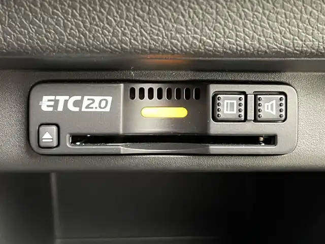 ホンダ ＣＲ－Ｖ ハイブリッド e:HEV EX ブラックED 福島県 2022(令4)年 1.3万km クリスタルブラックパール ホンダセンシング/・衝突被害軽減システム/・車線維持支援システム/・誤発進抑制機能/・歩行者事故低減ステアリング/・先行者発進お知らせ機能/サンルーフ/純正7インチナビ/・型式：VRU-225CVi/・フルセグ/TV/BT/SD/USB/CD/DVD/FM/AM/バックカメラ/パワーバックドア/ACC/LEDオートライト/・フォグランプ/革シート/・全席ヒートシーター/・前席メモリー機能つきパワーシート/・純正18インチアルミホイール/革ステアリング/・ステアリングリモコン/・パドルシフト/・ステアヒータ/前後ドラレコ/ウィンカーミラー/オートミラー/寒冷地仕様/純正フロアマット/電子パーキング/・ブレーキホールド/プッシュスタート/・スマートキー