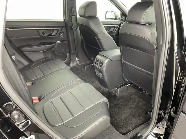 ホンダ ＣＲ－Ｖ ハイブリッド e:HEV EX ブラックED 福島県 2022(令4)年 1.3万km クリスタルブラックパール ホンダセンシング/・衝突被害軽減システム/・車線維持支援システム/・誤発進抑制機能/・歩行者事故低減ステアリング/・先行者発進お知らせ機能/サンルーフ/純正7インチナビ/・型式：VRU-225CVi/・フルセグ/TV/BT/SD/USB/CD/DVD/FM/AM/バックカメラ/パワーバックドア/ACC/LEDオートライト/・フォグランプ/革シート/・全席ヒートシーター/・前席メモリー機能つきパワーシート/・純正18インチアルミホイール/革ステアリング/・ステアリングリモコン/・パドルシフト/・ステアヒータ/前後ドラレコ/ウィンカーミラー/オートミラー/寒冷地仕様/純正フロアマット/電子パーキング/・ブレーキホールド/プッシュスタート/・スマートキー