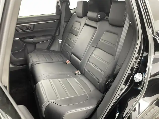 ホンダ ＣＲ－Ｖ ハイブリッド e:HEV EX ブラックED 福島県 2022(令4)年 1.3万km クリスタルブラックパール ホンダセンシング/・衝突被害軽減システム/・車線維持支援システム/・誤発進抑制機能/・歩行者事故低減ステアリング/・先行者発進お知らせ機能/サンルーフ/純正7インチナビ/・型式：VRU-225CVi/・フルセグ/TV/BT/SD/USB/CD/DVD/FM/AM/バックカメラ/パワーバックドア/ACC/LEDオートライト/・フォグランプ/革シート/・全席ヒートシーター/・前席メモリー機能つきパワーシート/・純正18インチアルミホイール/革ステアリング/・ステアリングリモコン/・パドルシフト/・ステアヒータ/前後ドラレコ/ウィンカーミラー/オートミラー/寒冷地仕様/純正フロアマット/電子パーキング/・ブレーキホールド/プッシュスタート/・スマートキー