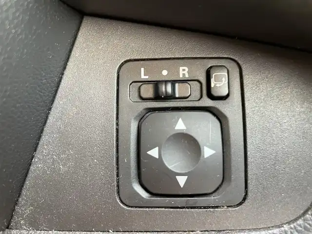 日産 デイズ ルークス ハイウェイスターX 熊本県 2016(平28)年 6.3万km ホワイトパール 純正ナビ　BT/SD/CD/DVD/AM/FM/・フルセグTV/全方位カメラ/・バックカメラ/片側パワースライドドア/ETC/アイドリングストップ/プッシュスタート/・スマートキー/ステアリングリモコン/オートライト/・HIDヘッドライト/・キセノンフォグ/ベンチシート/横滑り防止/衝突軽減ブレーキ/ロールサンシェード/純正フロアマット/純正ドアバイザー/純正Aw/後席サーキュレーター/ベンチシート