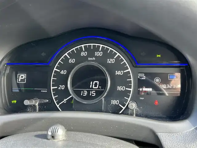 日産 ノート e－パワー X FOUR 道央・札幌 2019(令1)年 4.9万km ダークメタルグレー ・パートタイム4WD/・純正SDナビ（CD&BT&フルセグ）/・電動格納ミラー/・ウインカーミラー/・プッシュスタート/・スマートキー/・エマージェンシーブレーキ/・レーンキープアシスト/・ドアバイザー/・オートライト/・ハイビームアシスト/・バックモニター/・ホイール付き冬タイヤ