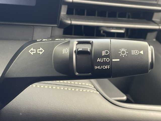 日産 セレナ e－パワー ハイウェイスター V 岐阜県 2023(令5)年 2.3万km ダイヤモンドブラック プロパイロット/フリップダウンモニター/ワイヤレス充電/純正12.3インチディスプレイナビ（日産コネクトナビ）/フルセグ/BT/USB/HDMI/アラウンドビューモニター/インテリジェントルームミラー/インテリジェントクルーズコントロール/エマージェンシーブレーキ/コーナーセンサー/純正ドライブレコーダー/ビルトインETC2.0/両側パワースライドドア/LEDヘッドライト/オートライト/オートハイビーム/フォグランプ/純正フロアマット/プッシュスタート