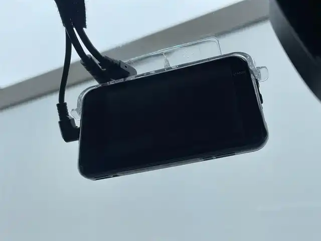 プジョー ３０８ アリュール ブルーHDi 東京都 2022(令4)年 2.4万km 赤 ディーゼル車/ワンオーナー/純正ディスプレイオーディオ/純正USB/Bluetoothオーディオ/バックモニター/前後ドライブレコーダー/アダプティブクルーズコントロール/ブラインドスポットモニター/レーンキープアシスト/ワイヤレス充電/ETC/スマートキー2本