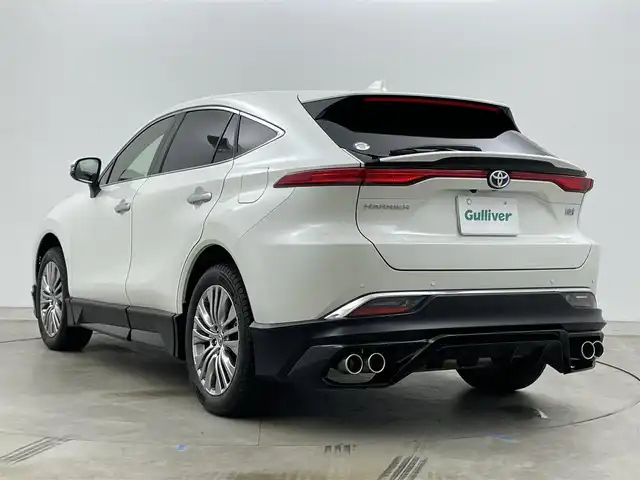 トヨタ ハリアー ハイブリッド Z レザーパッケージ 岡山県 2021(令3)年 4.2万km ホワイトパールクリスタルシャイン 純正12.3インチナビ/Bluetooth/地デジ/カープレイ/パノラミックビューモニター/GRエアロ/JBLプレミアムサウンド/レザーシート/シートヒーター /ベンチレーション /ステアリングヒーター/ヘッドアップディスプレイ/ブラインドスポットモニター/LEDライト/セーフティセンス /レーダークルーズコントロール/デジタルインナーミラー/ビルトインETC2.0/全方位ドライブレコーダー/パワーバックドア/純正19インチアルミホイール/コーナーセンサー/新車保証書/取扱説明書/スペアキー×１