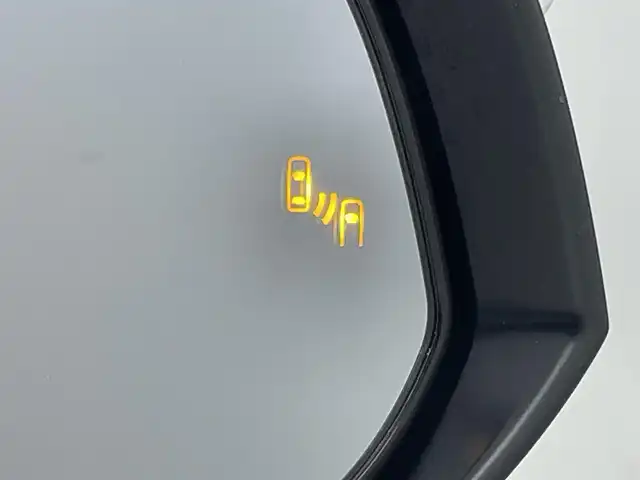 トヨタ ハリアー ハイブリッド Z レザーパッケージ 岡山県 2021(令3)年 4.2万km ホワイトパールクリスタルシャイン 純正12.3インチナビ/Bluetooth/地デジ/カープレイ/パノラミックビューモニター/GRエアロ/JBLプレミアムサウンド/レザーシート/シートヒーター /ベンチレーション /ステアリングヒーター/ヘッドアップディスプレイ/ブラインドスポットモニター/LEDライト/セーフティセンス /レーダークルーズコントロール/デジタルインナーミラー/ビルトインETC2.0/全方位ドライブレコーダー/パワーバックドア/純正19インチアルミホイール/コーナーセンサー/新車保証書/取扱説明書/スペアキー×１