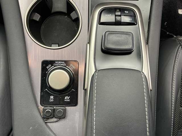 レクサス ＲＸ 450h Fスポーツ 道央・札幌 2019(令1)年 4.5万km グラファイトブラックガラスフレーク ・4WD/・寒冷地仕様/・純正12.3インチナビ&BT&CD&DVD&BD&USB&AUX&AppleCarplay/・パワーバックドア/・レクサスセーフティーセンス/・アダプティブクルーズコントロール/・ブラインドスポットモニター/・ヘッドアップディスプレイ/・横滑り防止装置/・全席パワーシート/・全席シートヒーター/・前席ベンチレーションシート/・レザーシート/・前方ドライブレコーダー/・置くだけ充電/・ビルトインETC/・電動パーキングブレーキ/・パドルシフト/・3眼LEDヘッドライト/・オートライト/・オートマチックハイビーム/・スマートキー/・スペアキー/・保証書