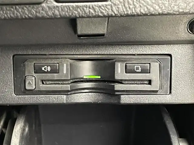 トヨタ アルファード S Cパッケージ 埼玉県 2019(令1)年 7.1万km ブラック ＡＬＰＩＮＥ１１インチナビ　フリップダウンモニター　バックカメラ　ビルトインＥＴＣ　ドライブレコーダー　セーフティセンス　レーダークルーズ　ステアリングヒーター　メモリシート　ＡＣ１００Ｖ　ＬＥＤ