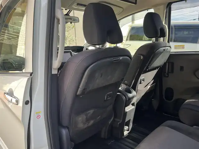 日産 セレナ ハイウェイスター Vセレクション 高知県 2017(平29)年 11.1万km ブリリアントホワイトパール (株)IDOMが運営する【じしゃロン高知店】の自社ローン専用車両になります。こちらは現金またはオートローンご利用時の価格です。自社ローンご希望の方は別途その旨お申付け下さい