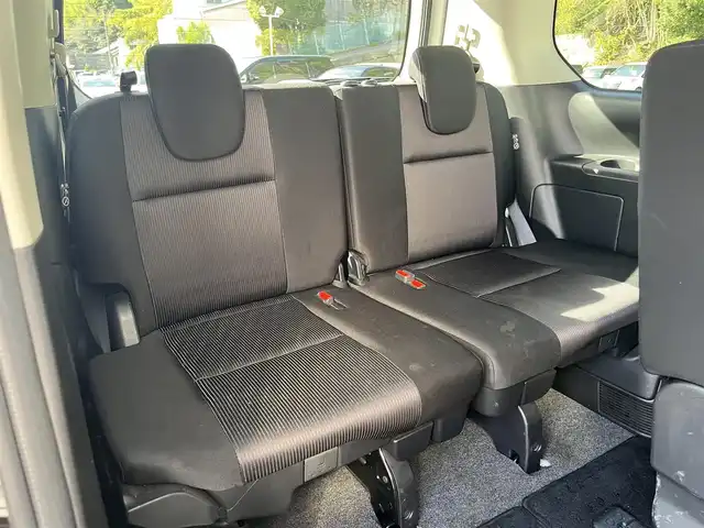 日産 セレナ ハイウェイスター Vセレクション 高知県 2017(平29)年 11.1万km ブリリアントホワイトパール (株)IDOMが運営する【じしゃロン高知店】の自社ローン専用車両になります。こちらは現金またはオートローンご利用時の価格です。自社ローンご希望の方は別途その旨お申付け下さい