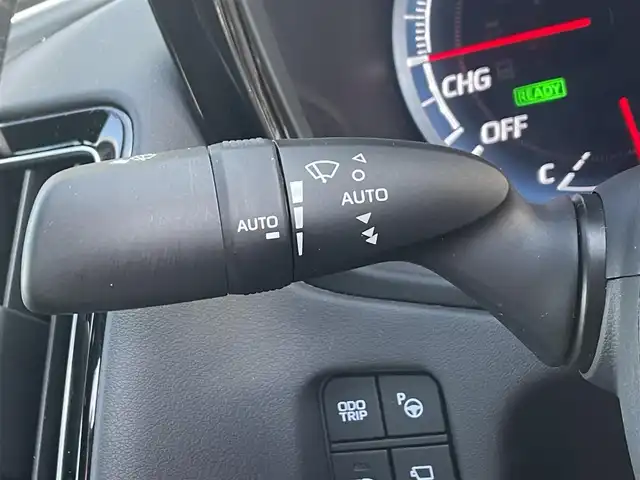 トヨタ クラウン ハイブリッド RS アドバンス Four 道央・札幌 2018(平30)年 7.5万km ホワイトパールクリスタルシャイン ・４WD/・衝突軽減ブレーキ/・寒冷地仕様/・純正ナビ/　CD＆BT＆USB＆TV/・バックカメラ/・コーナーセンサー/・レーンキープアシスト/・レーダークルーズコントロール/・パワーシート/・レザーシート/・オートエアコン/・オートライト/・オートリトラミラー/・レインセンサーワイパー/・ブラインドスポットモニター/・パーキングアシスト/・ステアリングヒーター/・シートヒーター/・ミラーヒーター/・プッシュスタート/・スマートキー/・ビルトインETC/・MT付きAT/・パドルシフト/・デジタルインナーミラー/・前方ドライブレコーダー/・純正フロアマット/・ドアバイザー/・ウィンカーミラー/・フォライト/・LEDヘッドライト/・スペアキー