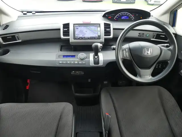 ホンダ フリード G ジャストセレクション 千葉県 2015(平27)年 5.8万km コバルトブルーパール 両側パワースライドドア/純正メモリーナビ/ワンセグTV/【DVD/CD再生機能　Bluetooth接続】/バックカメラ/ドライブレコーダー（前後撮影）/ETC/HIDヘッドライト/ウインカーミラー/社外15インチアルミホイル/スマートキー