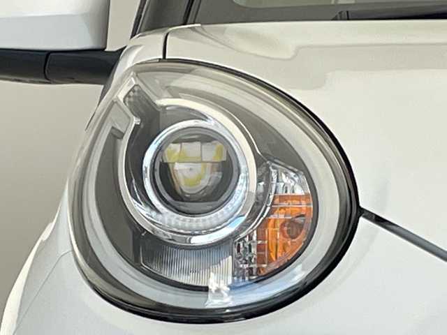 トヨタ パッソ モーダ　S 愛知県 2016(平28)年 2.8万km パールホワイトⅢ 純正ナビ/バックカメラ/コーナーセンサー/LEDヘッドライト/衝突軽減システム/CD/Bluetooth/ステアリングスイッチ/スマートキー/プッシュスタート