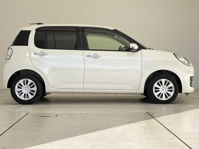 トヨタ パッソ モーダ　S 愛知県 2016(平28)年 2.8万km パールホワイトⅢ 純正ナビ/バックカメラ/コーナーセンサー/LEDヘッドライト/衝突軽減システム/CD/Bluetooth/ステアリングスイッチ/スマートキー/プッシュスタート