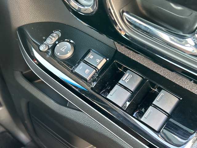 ホンダ Ｎ ＢＯＸ カスタム L 千葉県 2023(令5)年 3.2万km ミッドナイトブルービームM 9型ナビLXU-237NBi　バックカメラ　両側パワースライドドア　シートヒーター　BTA　DVD　HDMI　USB　ETC　フルセグ　ブレーキホールド　LEDライト　オートライト　14インチAW