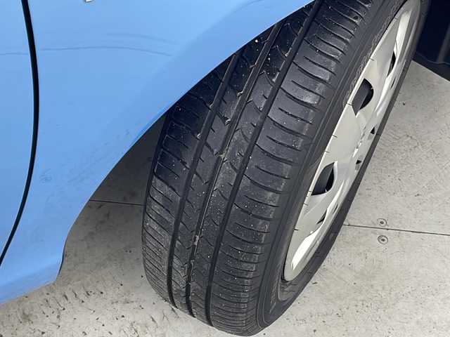 トヨタ アクア S 宮城県 2014(平26)年 6.5万km クールソーダメタリック 禁煙車/純正SDナビ/・CD.SD.BT/ワンセグTV/バックカメラ/社外ドライブレコーダー（FR）/ETC/オートライト/オートエアコン/アイドリングストップ/横滑り防止装置/プッシュスタート/スマートキー2個/純正フロアマット