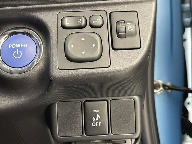 トヨタ アクア S 宮城県 2014(平26)年 6.5万km クールソーダメタリック 禁煙車/純正SDナビ/・CD.SD.BT/ワンセグTV/バックカメラ/社外ドライブレコーダー（FR）/ETC/オートライト/オートエアコン/アイドリングストップ/横滑り防止装置/プッシュスタート/スマートキー2個/純正フロアマット