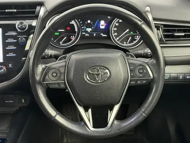 トヨタ カムリ WS 愛知県 2020(令2)年 5.9万km アティチュードブラックマイカ 純正8インチディスプレイオーディオ/バックカメラ/フルセグTV/トヨタセーフティセンス/クルーズコントロール/ブラインドスポットモニター/衝突被害軽減システム/横滑り防止装置/コーナーセンサー/レーンキープアシスト/オートライト/オートマチックハイビーム/LEDヘッドライト/LEDフォグランプ/自動防眩式ミラー/パドルシフト/純正AW/純正フロアマット/前後ドライブレコーダー/ETC/プッシュスタート/スマートキー