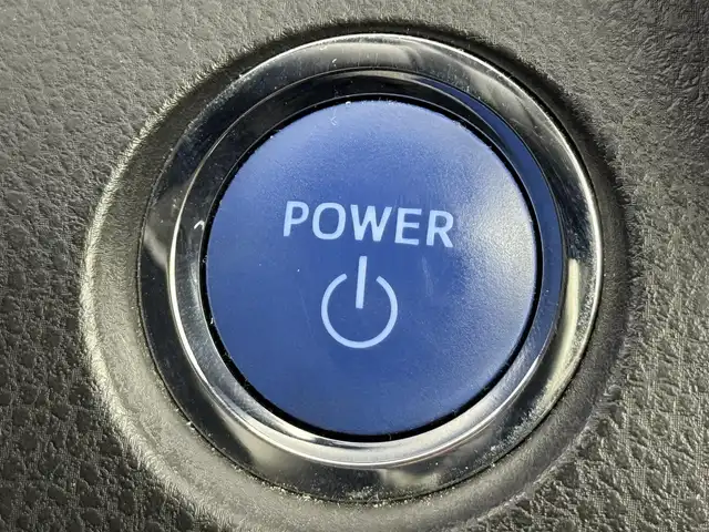 トヨタ カムリ WS 愛知県 2020(令2)年 5.9万km アティチュードブラックマイカ 純正8インチディスプレイオーディオ/バックカメラ/フルセグTV/トヨタセーフティセンス/クルーズコントロール/ブラインドスポットモニター/衝突被害軽減システム/横滑り防止装置/コーナーセンサー/レーンキープアシスト/オートライト/オートマチックハイビーム/LEDヘッドライト/LEDフォグランプ/自動防眩式ミラー/パドルシフト/純正AW/純正フロアマット/前後ドライブレコーダー/ETC/プッシュスタート/スマートキー