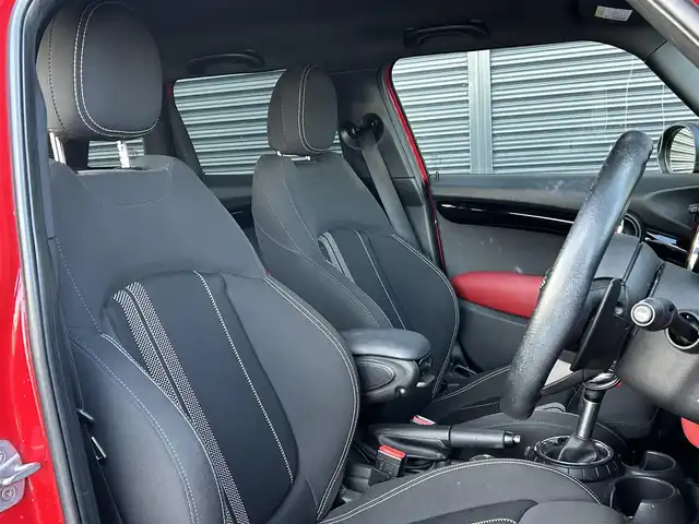 ＭＩＮＩ ミニ クーパー S 茨城県 2016(平28)年 2.9万km チリ・レッド ＪＣＷパッケージ　/ＪＣＷエアロダイナミックキット　/リアスポイラー　/ＪＣＷ１８ｉｎＡＷ　/ＪＣＷレザーステアリング　/ＭＩＮＩドライビングモード　/クルコン　/ナビ　/ＢＴ　/Ｂカメラ　/ＬＥＤ　/ミラー型ＥＴＣ　/禁煙車