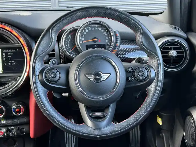ＭＩＮＩ ミニ クーパー S 茨城県 2016(平28)年 2.9万km チリ・レッド ＪＣＷパッケージ　/ＪＣＷエアロダイナミックキット　/リアスポイラー　/ＪＣＷ１８ｉｎＡＷ　/ＪＣＷレザーステアリング　/ＭＩＮＩドライビングモード　/クルコン　/ナビ　/ＢＴ　/Ｂカメラ　/ＬＥＤ　/ミラー型ＥＴＣ　/禁煙車