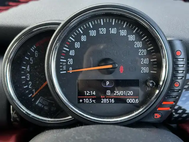 ＭＩＮＩ ミニ クーパー S 茨城県 2016(平28)年 2.9万km チリ・レッド ＪＣＷパッケージ　/ＪＣＷエアロダイナミックキット　/リアスポイラー　/ＪＣＷ１８ｉｎＡＷ　/ＪＣＷレザーステアリング　/ＭＩＮＩドライビングモード　/クルコン　/ナビ　/ＢＴ　/Ｂカメラ　/ＬＥＤ　/ミラー型ＥＴＣ　/禁煙車