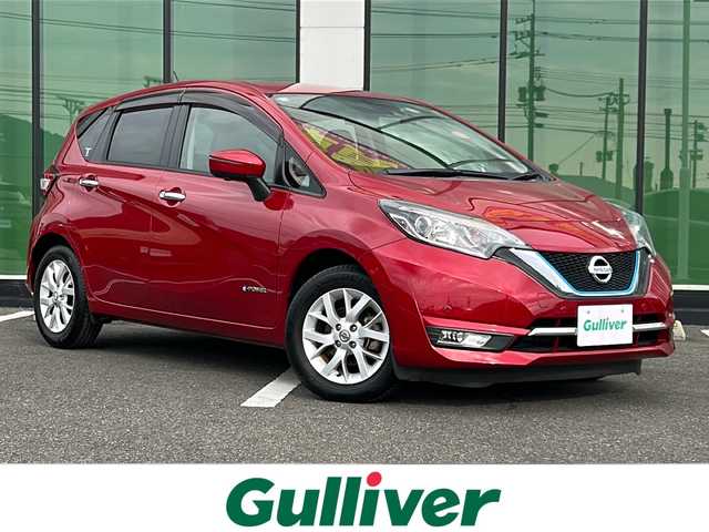 日産 ノート e－パワー メダリスト 福岡県 2017(平29)年 7.4万km ガーネットレッド 社外SDナビ/・CD DVD BT DTV SD FM AM/バックカメラ/先進安全装備/・エマージェンシーブレーキ/・車線逸脱警報/・踏み間違い衝突防止アシスト/・アラウンドビューモニター/・横滑り防止機能/クルーズコントロール/クリアランスソナー/前後ドライブレコーダー/純正フロアマット/ETC/オートライト/ウインカーミラー/電動格納ミラー/純正15インチアルミホイール/スマートキー