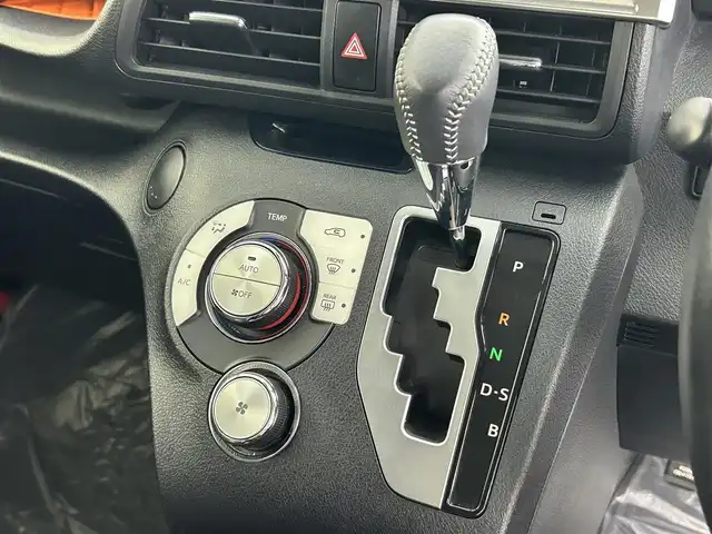 トヨタ シエンタ ファンベースG クエロ 埼玉県 2020(令2)年 2.9万km ベージュ トヨタセーフティセンス/純正9インチナビ/　　CD/DVD/BT/フルセグTV/パノラミックビューモニター/両側パワースライドドア/LEDオートライト/ハーフレザーシート/クリアランスソナー/ステアリングスイッチ/プッシュスタート/ETC/禁煙車