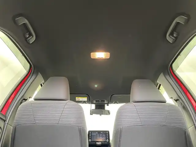 トヨタ ヤリス ハイブリッド Z 埼玉県 2020(令2)年 1.8万km ブラック/コーラルクリスタルシャイン 純正８インチディスプレイオーディオ　バックカメラ　ＢＳＭ　ビルトインＥＴＣ　セーフティセンス　シートヒーター　レーダークルーズコントロール　ドライブレコーダー　ＬＥＤライト　スマートキー　オートライト