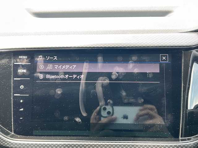 フォルクスワーゲン Ｔ－クロス TSI アクティブ 新潟県 2022(令4)年 4万km グレー 純正ナビ/Bluetooth/Apple Car Play/Android Auto/バックカメラ/ワンオーナー/前方ドライブレコーダー/ルーフレール/ドライバーアシスト/・衝突軽減システム/・レーンキープアシスト/・ブラインドスポットモニター/・クリアランスソナー/・疲労検知システム/追従機能付きクルーズコントロール/LEDオートライト/オートエアコン/パドルシフト/ETC/ステアリングスイッチ/電格ウィンカーミラー/スペアキー/保証書/取扱説明書/点検記録簿