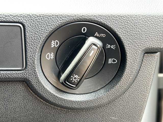 フォルクスワーゲン Ｔ－クロス TSI アクティブ 新潟県 2022(令4)年 4万km グレー 純正ナビ/Bluetooth/Apple Car Play/Android Auto/バックカメラ/ワンオーナー/前方ドライブレコーダー/ルーフレール/ドライバーアシスト/・衝突軽減システム/・レーンキープアシスト/・ブラインドスポットモニター/・クリアランスソナー/・疲労検知システム/追従機能付きクルーズコントロール/LEDオートライト/オートエアコン/パドルシフト/ETC/ステアリングスイッチ/電格ウィンカーミラー/スペアキー/保証書/取扱説明書/点検記録簿