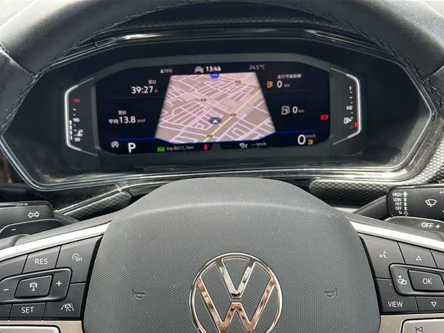 フォルクスワーゲン Ｔ－クロス TSI アクティブ 新潟県 2022(令4)年 4万km グレー 純正ナビ/Bluetooth/Apple Car Play/Android Auto/バックカメラ/ワンオーナー/前方ドライブレコーダー/ルーフレール/ドライバーアシスト/・衝突軽減システム/・レーンキープアシスト/・ブラインドスポットモニター/・クリアランスソナー/・疲労検知システム/追従機能付きクルーズコントロール/LEDオートライト/オートエアコン/パドルシフト/ETC/ステアリングスイッチ/電格ウィンカーミラー/スペアキー/保証書/取扱説明書/点検記録簿