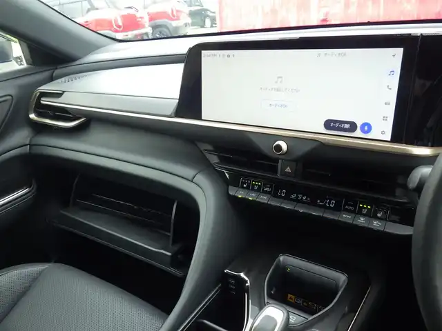 トヨタ クラウン スポーツ Z 千葉県 2024(令6)年 2.2万km プレシャスホワイトパール Toyota Safety Sense/・プリクラッシュセーフティ/・レーンディパーチャーアラート/・オートハイビーム/・レーダークルーズコントロール/アドバンスドパーク/パワーバックドア/デジタルインナーミラー/置くだけ充電/レザーシート/前席パワーシート/エアシート/シートヒーター/純正コネクティッドナビ/地デジTV/【Bluetooth接続】/パノラミックビューモニター/ドライブレコーダー（前後撮影）【TZ-DR210】/革巻きステアリング/ステアリングスイッチ/クリアランスソナー/純正21インチアルミホイル/サイド/カーテンエアバッグ/スマートキー
