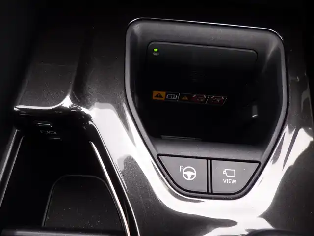 トヨタ クラウン スポーツ Z 千葉県 2024(令6)年 2.2万km プレシャスホワイトパール Toyota Safety Sense/・プリクラッシュセーフティ/・レーンディパーチャーアラート/・オートハイビーム/・レーダークルーズコントロール/アドバンスドパーク/パワーバックドア/デジタルインナーミラー/置くだけ充電/レザーシート/前席パワーシート/エアシート/シートヒーター/純正コネクティッドナビ/地デジTV/【Bluetooth接続】/パノラミックビューモニター/ドライブレコーダー（前後撮影）【TZ-DR210】/革巻きステアリング/ステアリングスイッチ/クリアランスソナー/純正21インチアルミホイル/サイド/カーテンエアバッグ/スマートキー