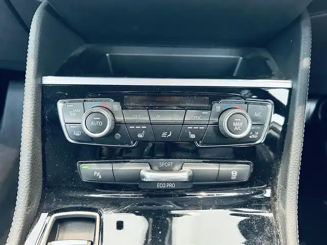 ＢＭＷ ２１８ｄ アクティブツアラー ラグジュアリー 大阪府 2019(平31)年 4.5万km ミネラルホワイト コンフォートP/インテリジェントセーフティ/黒革/パワーシート/シートヒーター/Dシートメモリ/純正ナビ/バックカメラ/純正17インチAW/LEDヘッドライト/電動リアゲート
