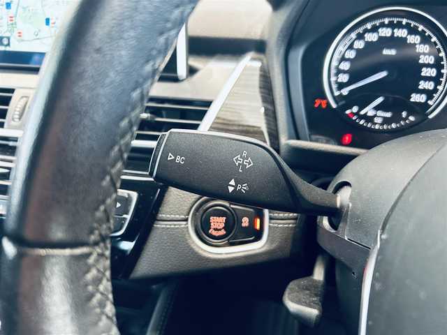ＢＭＷ ２１８ｄ アクティブツアラー ラグジュアリー 大阪府 2019(平31)年 4.5万km ミネラルホワイト コンフォートP/インテリジェントセーフティ/黒革/パワーシート/シートヒーター/Dシートメモリ/純正ナビ/バックカメラ/純正17インチAW/LEDヘッドライト/電動リアゲート