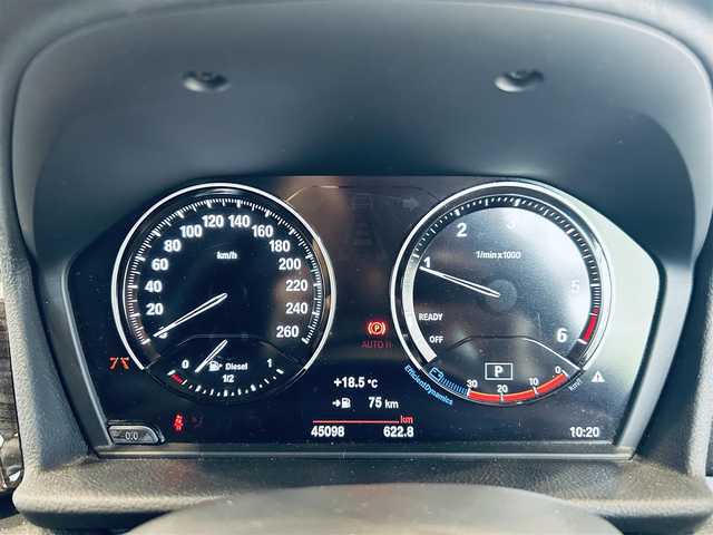 ＢＭＷ ２１８ｄ アクティブツアラー ラグジュアリー 大阪府 2019(平31)年 4.5万km ミネラルホワイト コンフォートP/インテリジェントセーフティ/黒革/パワーシート/シートヒーター/Dシートメモリ/純正ナビ/バックカメラ/純正17インチAW/LEDヘッドライト/電動リアゲート