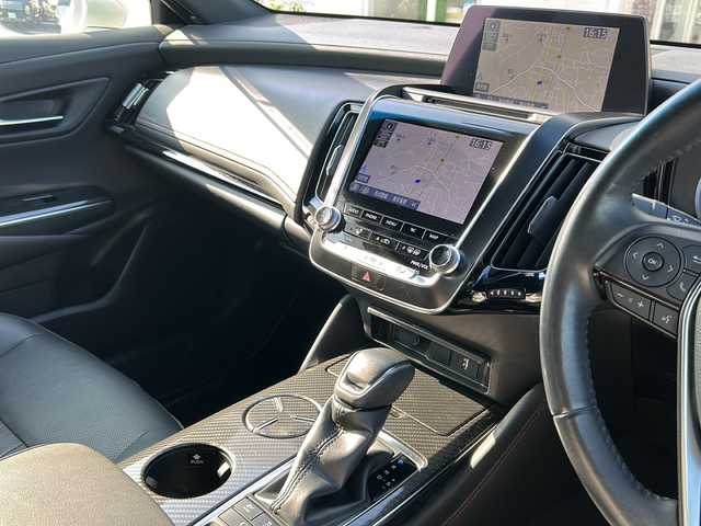 トヨタ クラウン ハイブリッド RS リミテッド 千葉県 2020(令2)年 4.3万km ホワイトパールクリスタルシャイン ナビ 全方位カメラ 黒革シート ETC HUD エアシート パワーシート シートヒーター AHBクルコン　レーンアシスト　フルセグＴＶ　パーキングアシスト １８ＡＷ　ＬＥＤライト　オートライト