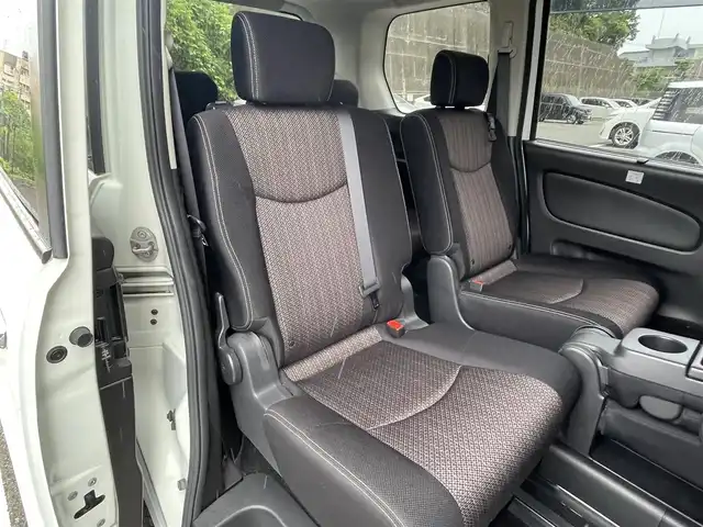 日産 セレナ ハイウェイS S HV Aセーフ 福岡県 2014(平26)年 9.7万km ブリリアントホワイトパール (株)IDOMが運営する【じしゃロン八幡西店】の自社ローン専用車両になります。こちらは現金またはオートローンご利用時の価格です。自社ローンご希望の方は別途その旨お申付け下さい/日産純正メモリーナビ【MC313D-W】/・Bluetooth接続/・CD/・DVD/・フルセグ/・アラウンドビューモニター/ETC/片側パワースライド/アイドリングストップ/オートライト/スマートキー/衝突被害軽減ブレーキ/プッシュスタート/オートライト