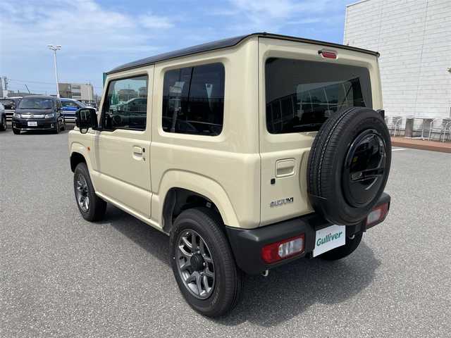 スズキ ジムニー XC 石川県 2024(令6)年 0.1万km未満 シフォンアイボリーメタリックブラック2トーンルーフ 届出済未使用車/4WD/ターボ/スズキセーフティサポート/スマートキー/プッシュスタート/電動ミラー/純正アルミホイール/シートヒーター/フォグランプ/コーナーセンサー/保証書