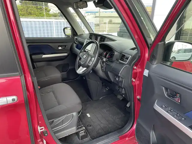 トヨタ タンク カスタムG－T 千葉県 2018(平30)年 2万km ブラックマイカ/マゼンダベリーメタリック 純正メモリナビ/(フルセグTV CD DVD BT FM AM)/バックカメラ/衝突被害軽減システム/クルーズコントロール/両側パワースライドドア/横滑り防止装置/ETC/ドライブレコーダー/アイドリングストップ/LEDヘッドライト/フォグランプ/オートライト/ウィンカーミラー/電動格納ミラー/純正15インチAW/シートリフター/プッシュスタート/スマートキー/フロアマット/ドアバイザー/スペアキー/取扱説明書
