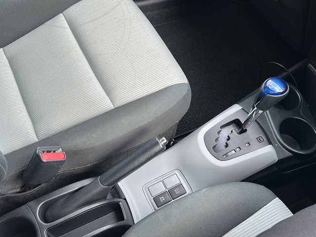 トヨタ アクア S 岐阜県 2012(平24)年 8.8万km グレーメタリック 社外ナビ(AVIC-MRZ09)/FM/AM/ワンセグ/BT/バックカメラ/ドラレコ(F)/ETC/プッシュスタート/ヘッドライトウォッシャー/純正ドアバイザー/純正マット/オートライト/フォグライト/ISOFIX