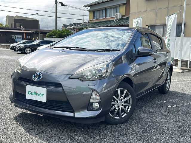 トヨタ アクア S 岐阜県 2012(平24)年 8.8万km グレーメタリック 社外ナビ(AVIC-MRZ09)/FM/AM/ワンセグ/BT/バックカメラ/ドラレコ(F)/ETC/プッシュスタート/ヘッドライトウォッシャー/純正ドアバイザー/純正マット/オートライト/フォグライト/ISOFIX
