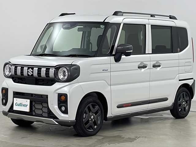スズキ スペーシア ギア HYBRID XZ 道央・札幌 2024(令6)年 0.1万km ピュアホワイトP ・4WD/・寒冷地仕様/・両側パワースライドドア/・スズキセーフティサポート/・デュアルカメラブレーキサポート/・アダプティブクルーズコントロール/・標識認識/・車線逸脱抑制/・リアクロストラフィックアラート/・ハイビームアシスト/・ヘッドアップディスプレイ/・シートヒーター/・ステアリングヒーター/・ヒーテッドドアミラー/・前後コーナーセンサー/・アイドリングストップ/・ステアリングスイッチ/・プッシュスタート/・LEDヘッドライト/・LEDフォグランプ/・オートライト/・スマートキー/・純正14インチアルミホイール
