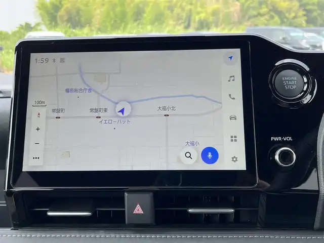 トヨタ ノア S－Z 奈良県 2025(令7)年 0.5万km ホワイトパールクリスタルシャイン 快適利便ＰＫＧＨｉｇｈ　/パノラミックビュー　/アドバンストパーク　/１０．５型ディスプレイオーディオ/(HDMI/DVD/CD/BT)/フルセグＴＶ　/トヨタセーフティセンス　/パワーバックドア　/三眼ヘッドライト /ETC2.0 /リアサンシェード/革巻きステアリング/ステアリングヒーター/前席＋２列目シートヒーター