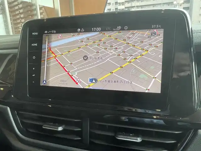 フォルクスワーゲン ＶＷ Ｔ－ロック TDI ブラックスタイル 高知県 2024(令6)年 0.9万km 黒 純正HDDナビ/【BT/AppleCarplay】/置くだけ充電/バックカメラ/クルーズコントロール(追従走行有り)/Front Assist/・衝突被害軽減ブレーキ/・車間距離警告/レーンキープシストシステム/・車線逸脱警報/・ステアリングホールの振動/レーンチェンジアシストシステム/ブラインドスポットモニター/パーキングアシスト/横滑り防止/ルーフレール/ハーフレザーシート/クリアランスソナー/コーナー、バックセンサー/パワーバックドア/ETC2.0/パドルシフト/オートホールド/オートライト/純正LEDライト/プッシュスタート/MTモード付きAT/アイドリングストップ/純正アルミホイール 17インチ/ウインカーミラー